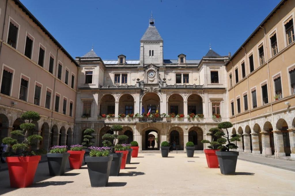 Apartmán La Belcombe Sainte-Colombe  Exteriér fotografie